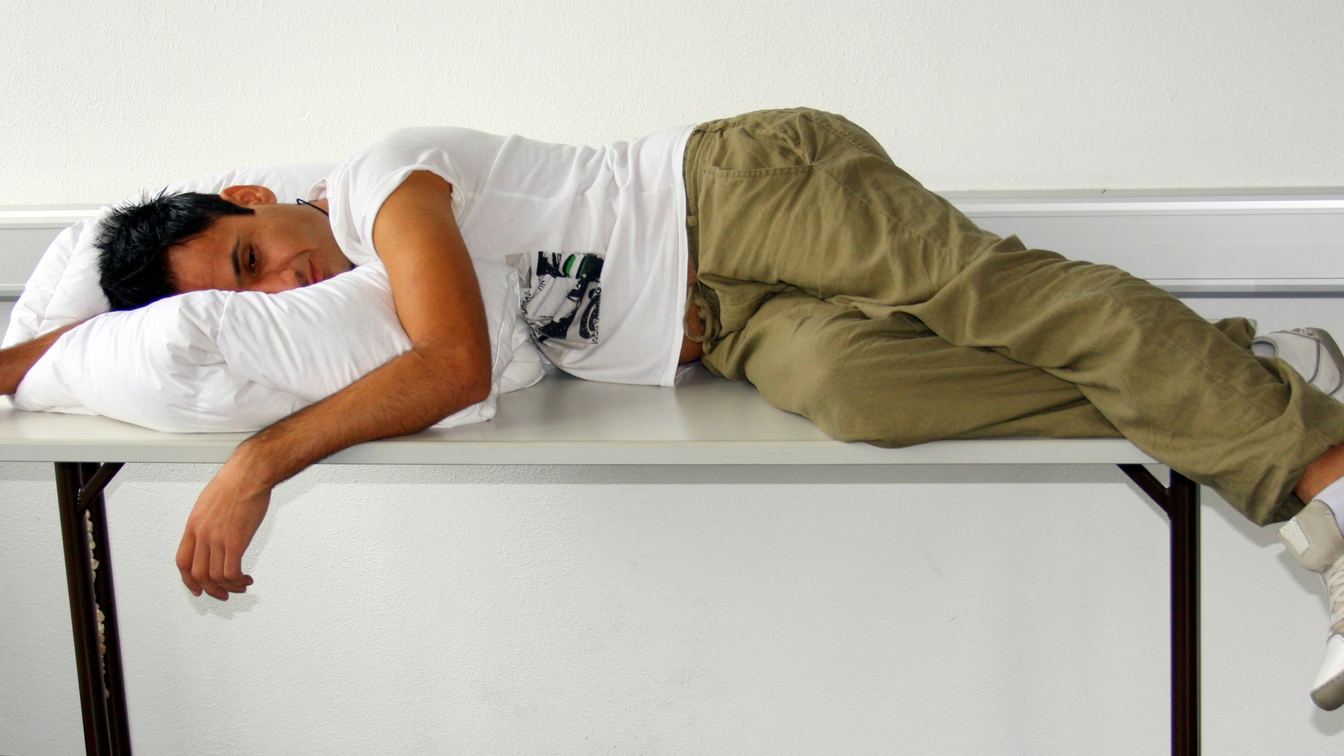 Darías tu brazo por echarte una siesta, todo el tiempo
