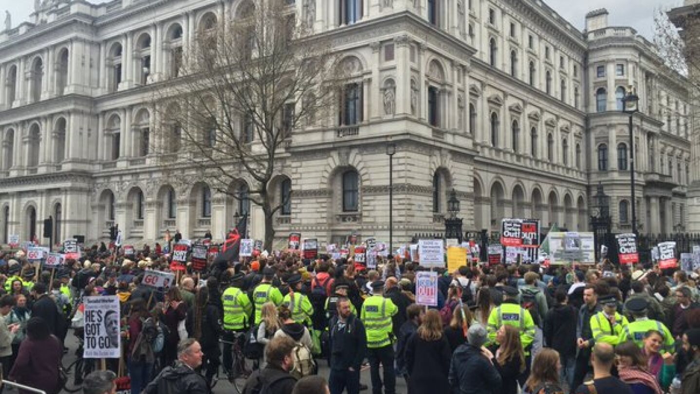 Manifestaci&oacute;n en Londres contra David Cameron por los 'papeles de Panam&aacute;'