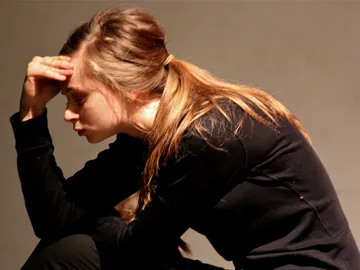 La victimización y la manipulación son dos estrategias de las personas que tienden a dramatizar La victimización y la manipulación son dos estrategias de las personas que tienden a dramatizar