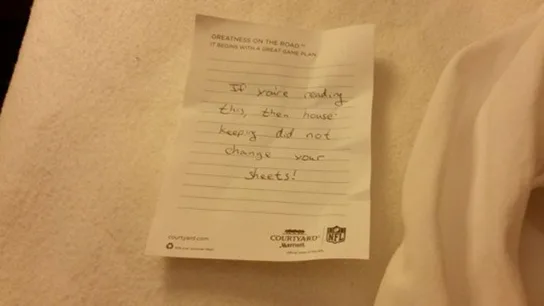 La nota que se encontró un huésped en un hotel La nota que se encontró un huésped en un hotel