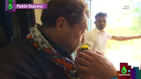 Pepe prueba un ‘cucurucho’ en Sri Lanka Pepe prueba un ‘cucurucho’ en Sri Lanka