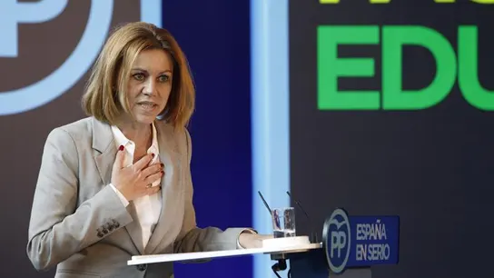 Cospedal contrasta la responsabilidad del PP con la de quienes rehuyen la suya Cospedal contrasta la responsabilidad del PP con la de quienes rehuyen la suya