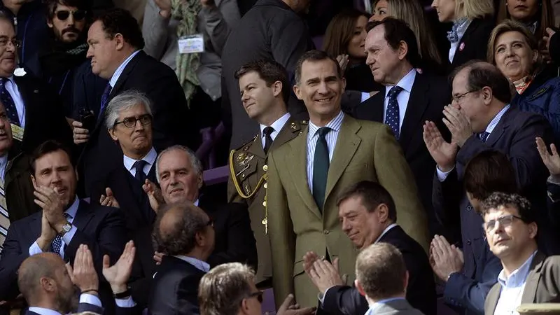 El rey Felipe VI a su llegada al estadio Jos&eacute; Zorrilla de Valladolid