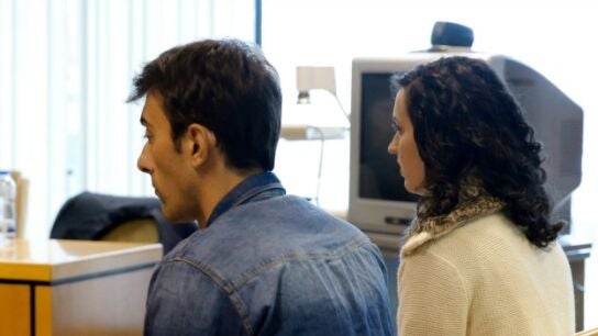 Lorena e Iv&aacute;n en el juicio