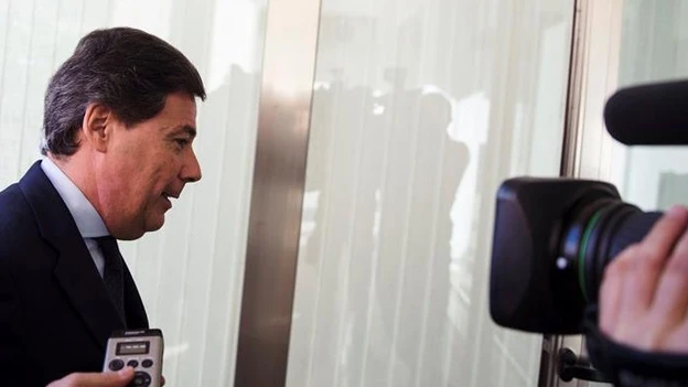 Ignacio González saliendo del juzgado Ignacio González saliendo del juzgado