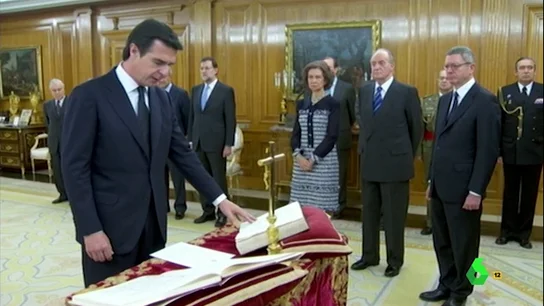 José Manuel Soria jura ante la constitución de la república de Panamá José Manuel Soria jura ante la constitución de la república de Panamá