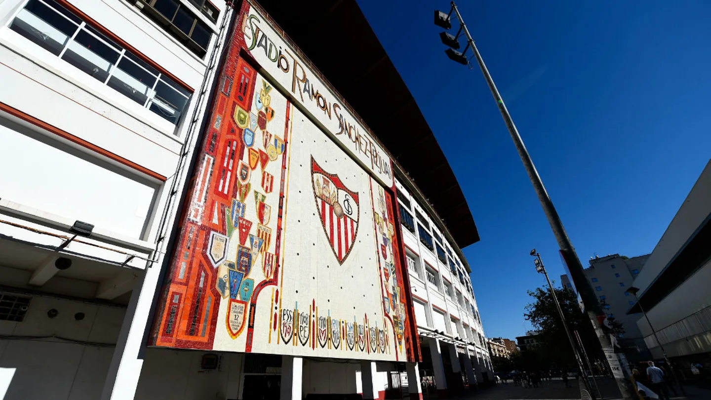 El estadio Sánchez Pizjuán El estadio Sánchez Pizjuán