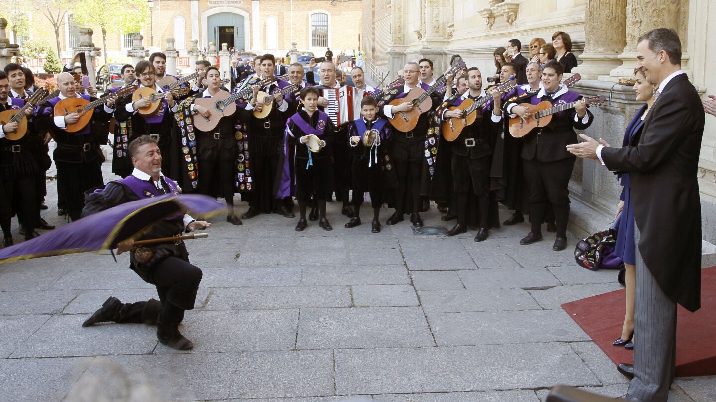 Alcal&aacute; de Henares, con Cervantes