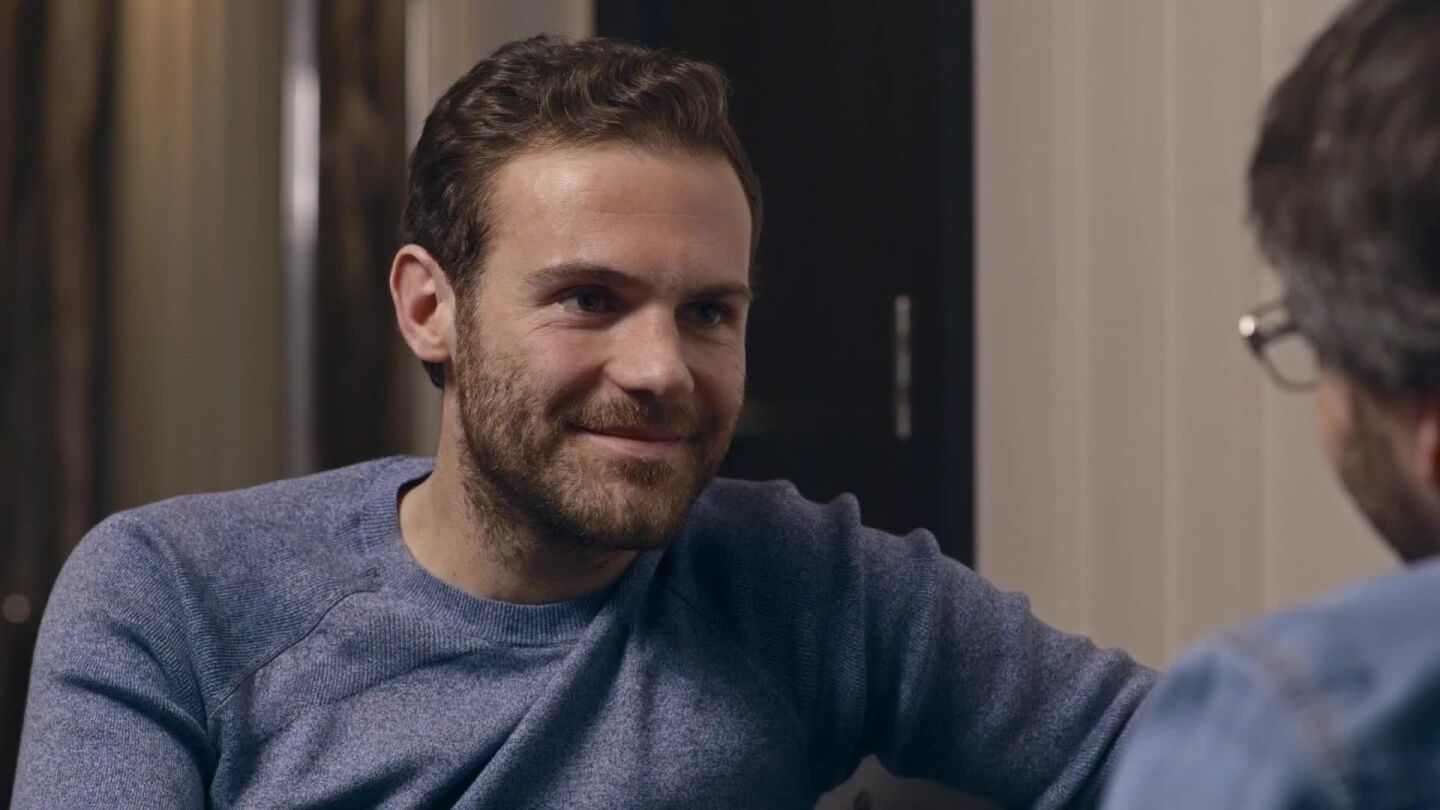 Juan Mata, un futbolista que tambi&eacute;n recita poes&iacute;a de Bukowski