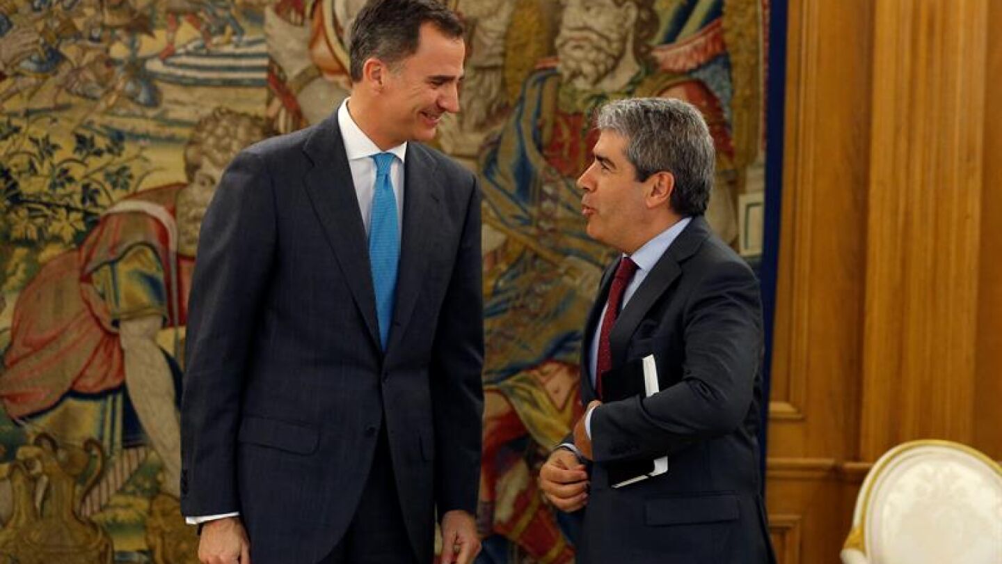 Felipe VI y Francesc Homs