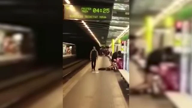 00030 00030