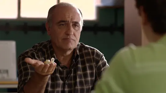 Merlí da una lección de autoestima a Joan Merlí da una lección de autoestima a Joan