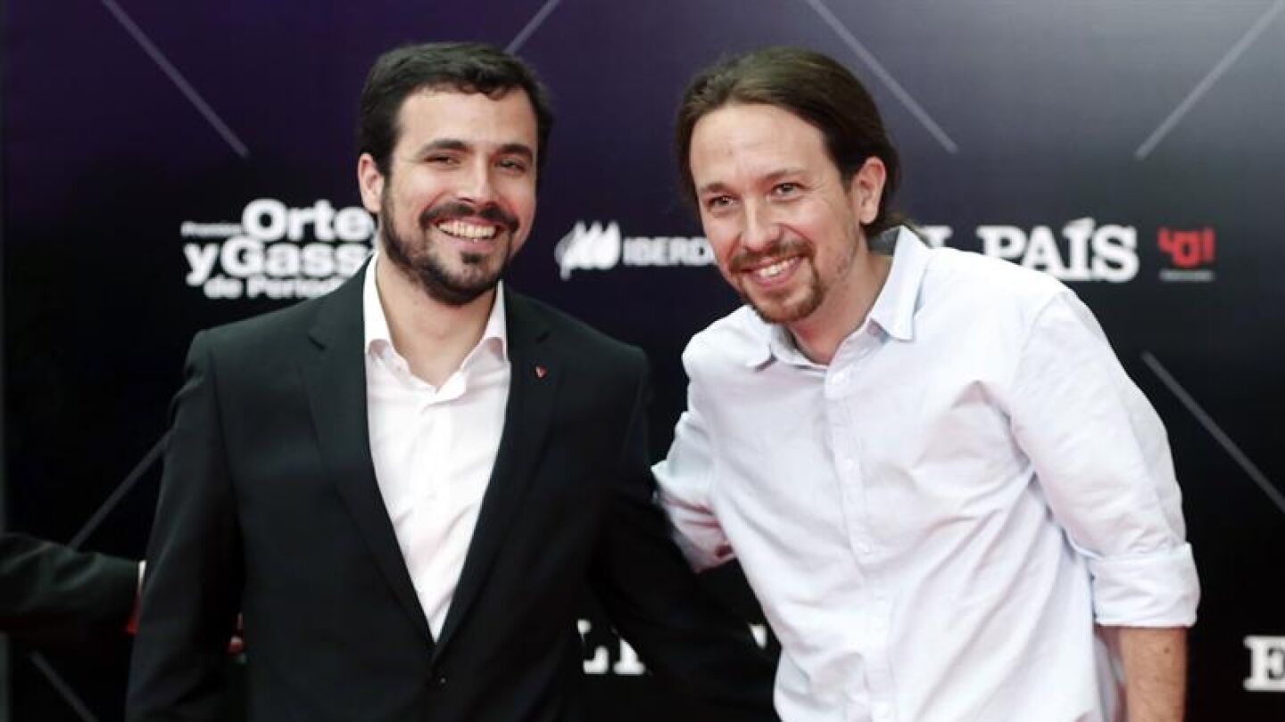 El l&iacute;der de Podemos, Pablo Iglesias, y Alberto Garz&oacute;n de IU