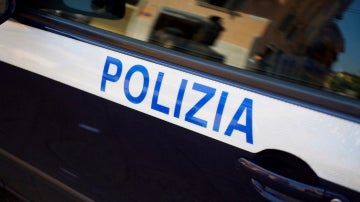 Coche de la policía italiana