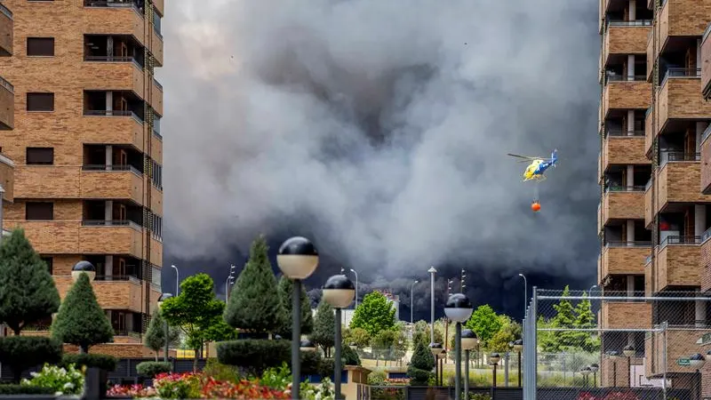 Fuego cerca de la urbanización de Seseña