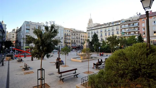 La Plaza Pedro Zerolo en Chueca se inaugura oficialmente en homenaje al político socialista La Plaza Pedro Zerolo en Chueca se inaugura oficialmente en homenaje al político socialista