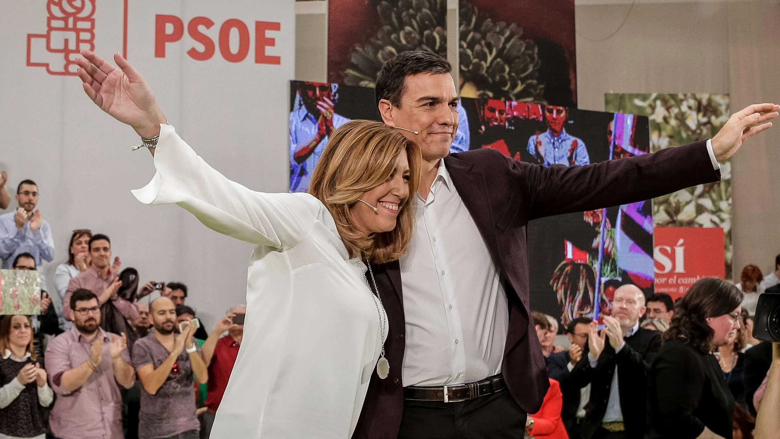 Susana Díaz presenta a Pedro Sánchez como "el candidato de todos" y con "unanimidad del PSOE"