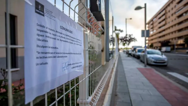 Cartel informativo en un colegio de Seseña