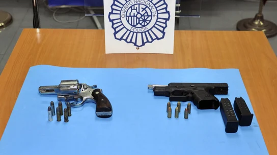Material requisado al presunto asesino Material requisado al presunto asesino