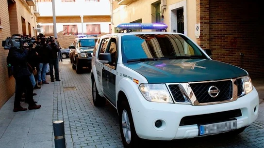 Un vehículo de la Guardia Civil Un vehículo de la Guardia Civil