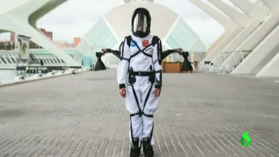 Frame 3.406137 de: OK TRAJE ESPACIAL Frame 3.406137 de: OK TRAJE ESPACIAL