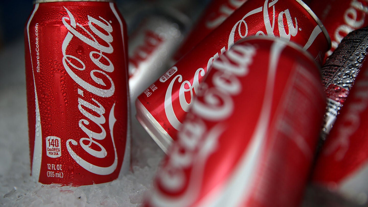 Latas de Coca-Cola