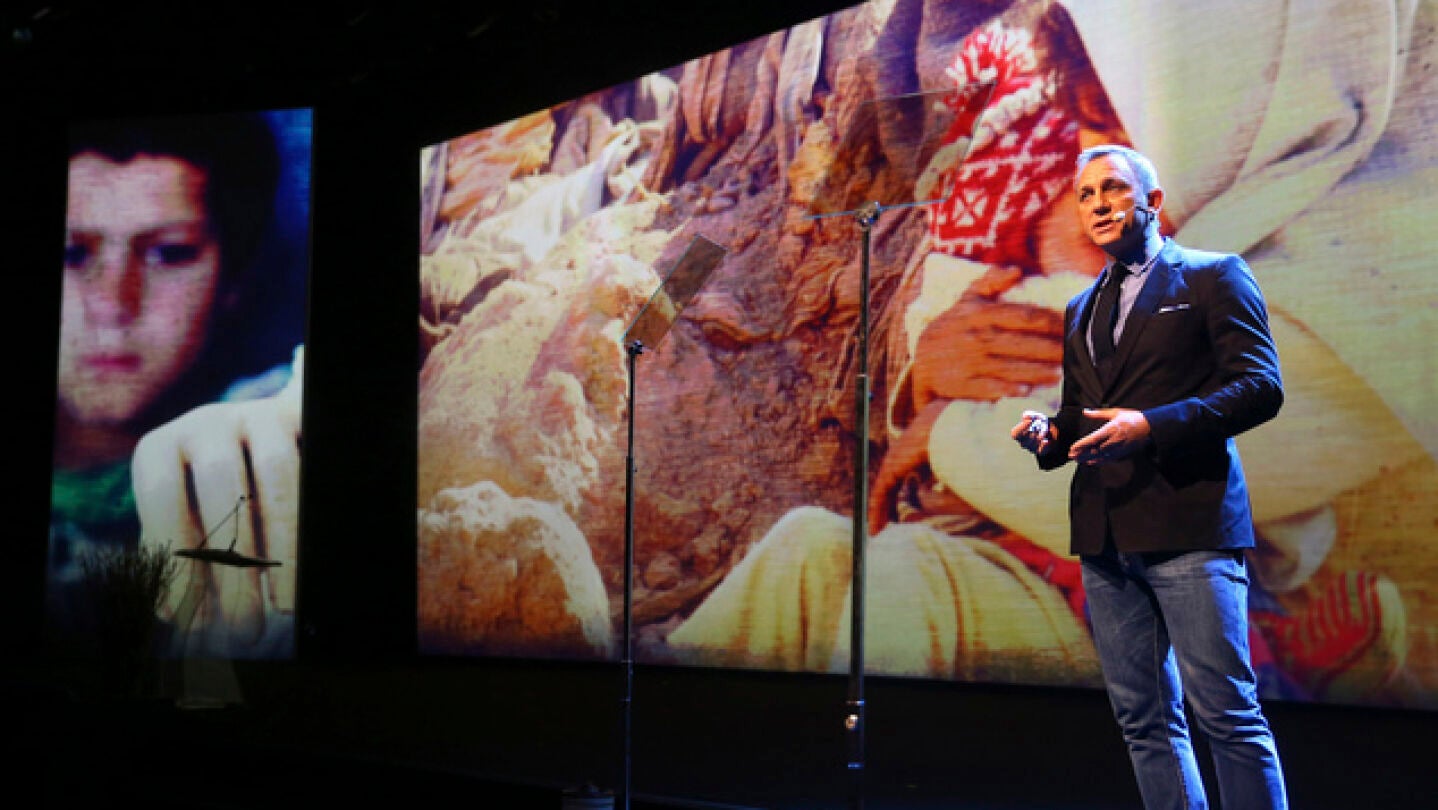 Daniel Craig en Cumbre Humanitaria
