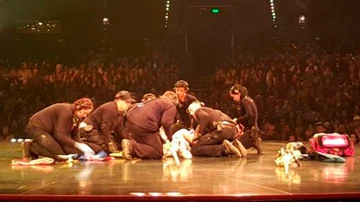 Instante posterior al accidente en el espectáculo del Circo del Sol Instante posterior al accidente en el espectáculo del Circo del Sol
