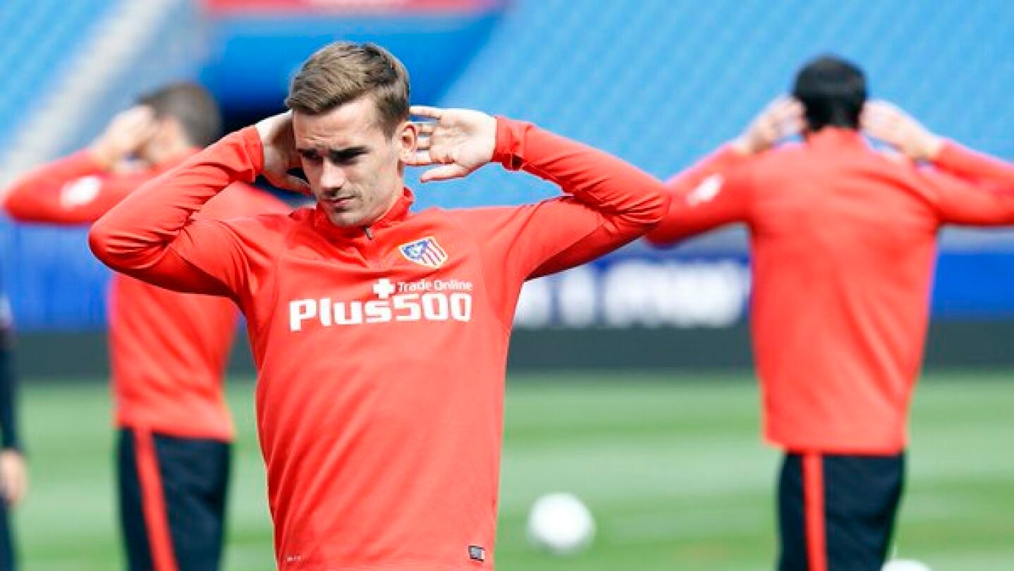 Griezmann, durante un entrenamiento con el Atl&eacute;tico