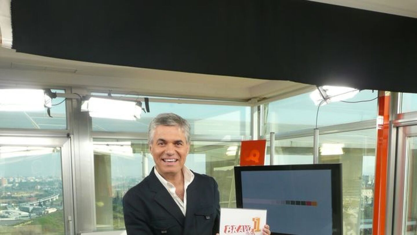 Agust&iacute;n Bravo