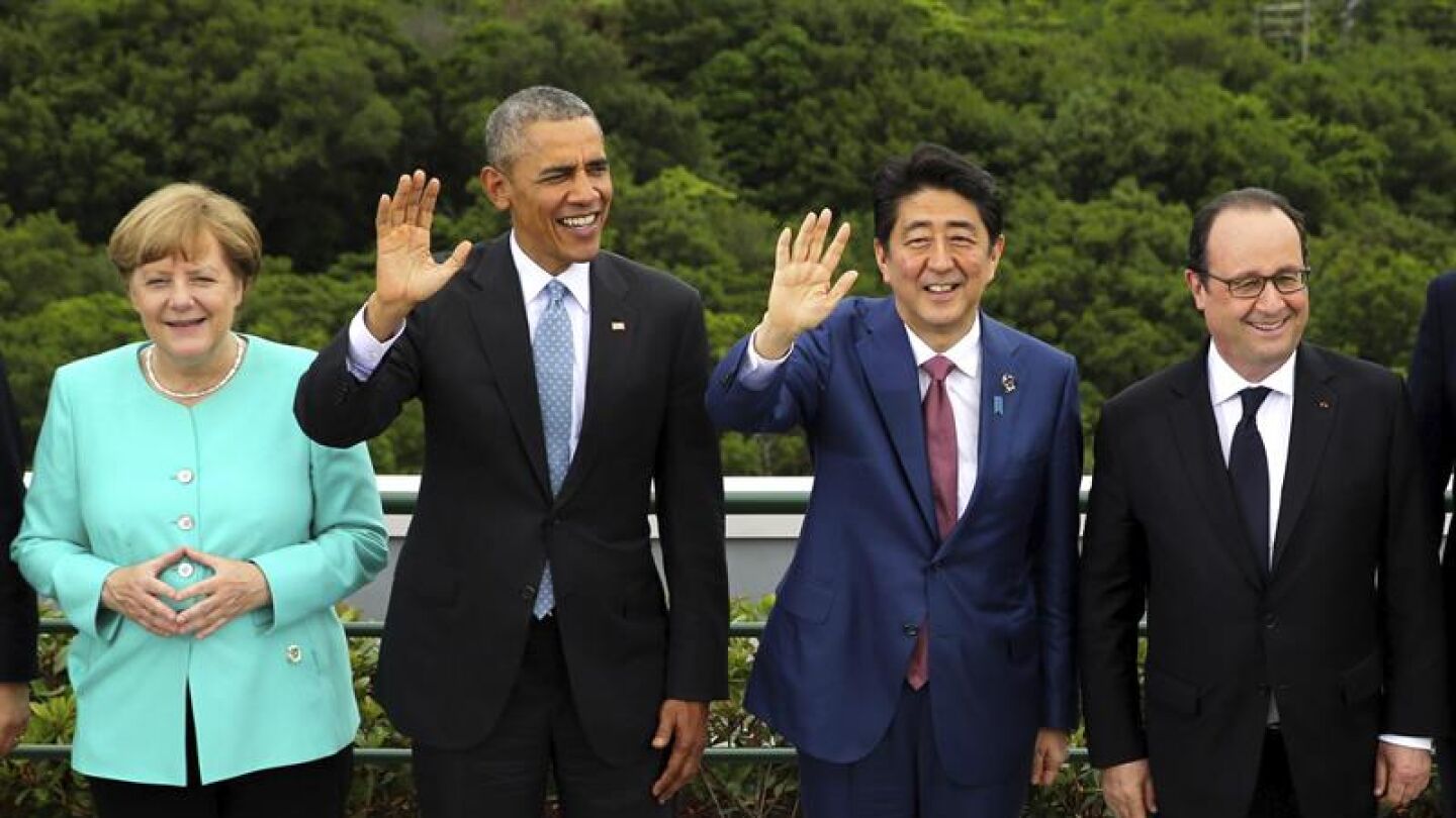 Angela Merkel, Obama, Abe y fran&ccedil;ois Hollande, durante un acto oficial