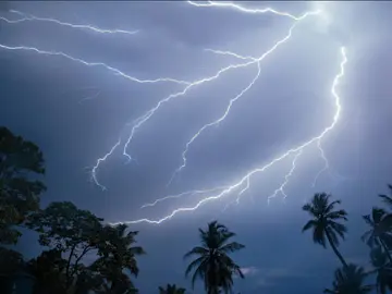 Rayos en el cielo Rayos en el cielo