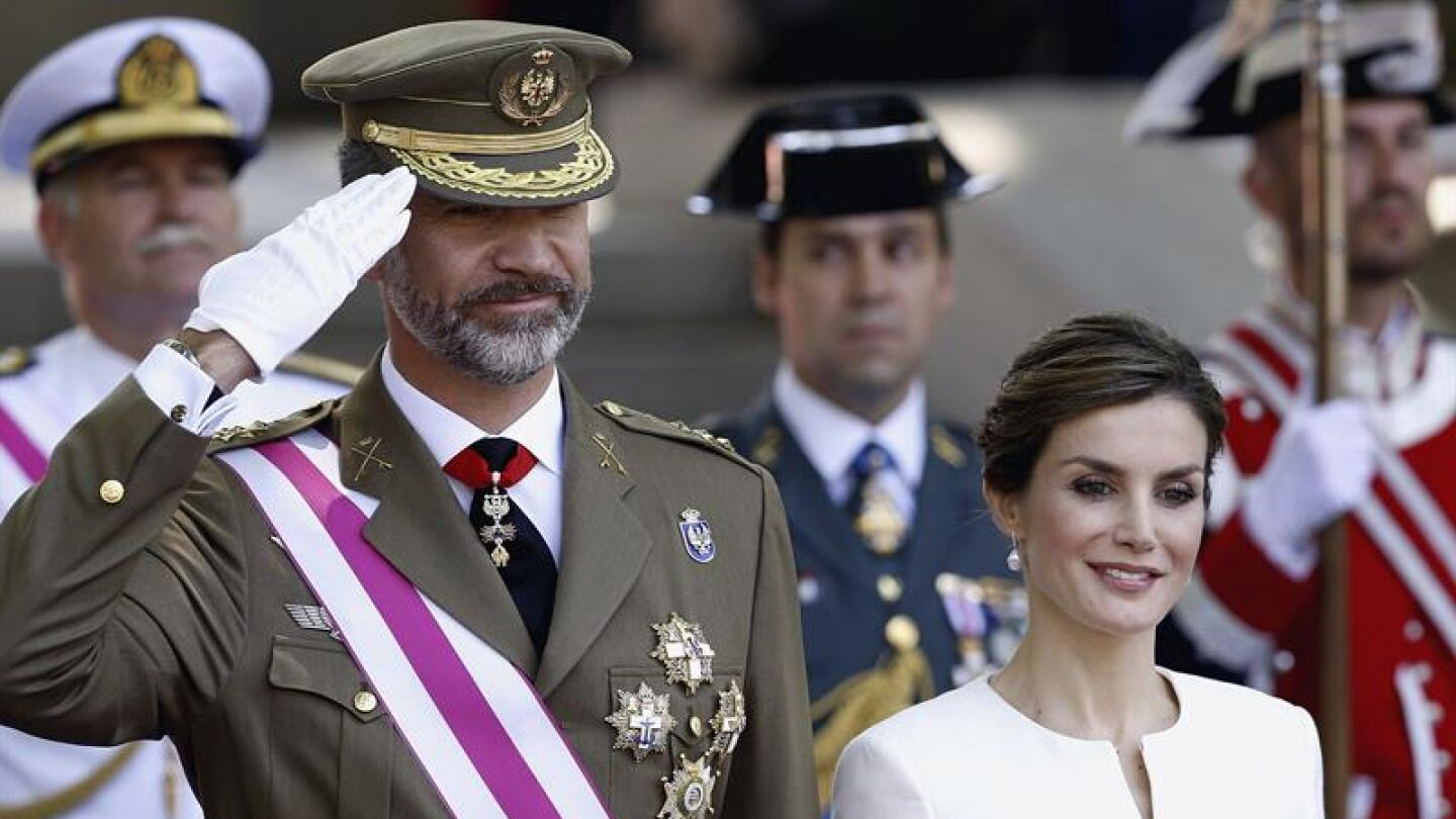Los reyes el D&iacute;a de las Fuerzas Armadas en 2015