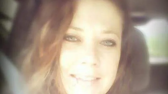 La joven era alérgica al veneno de las hormigas rojas La joven era alérgica al veneno de las hormigas rojas