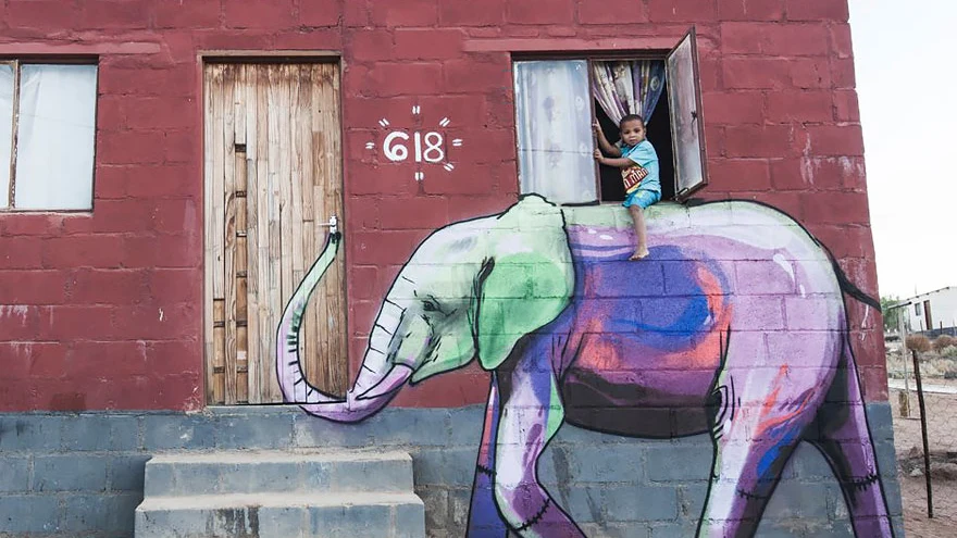 Un grafiti de un elefante realizado por Falko