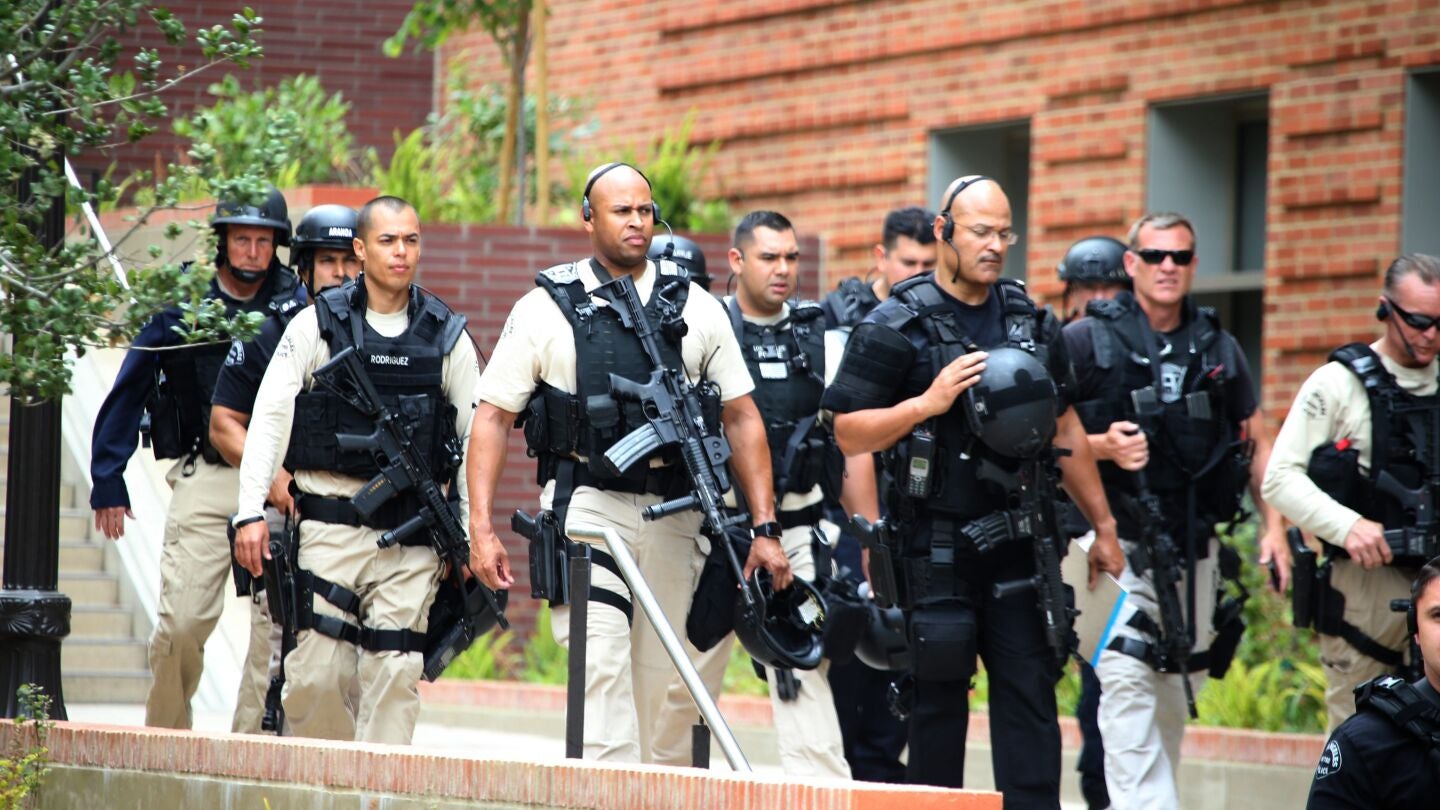 La polic&iacute;a, tras un tiroteo en la Universidad de UCLA