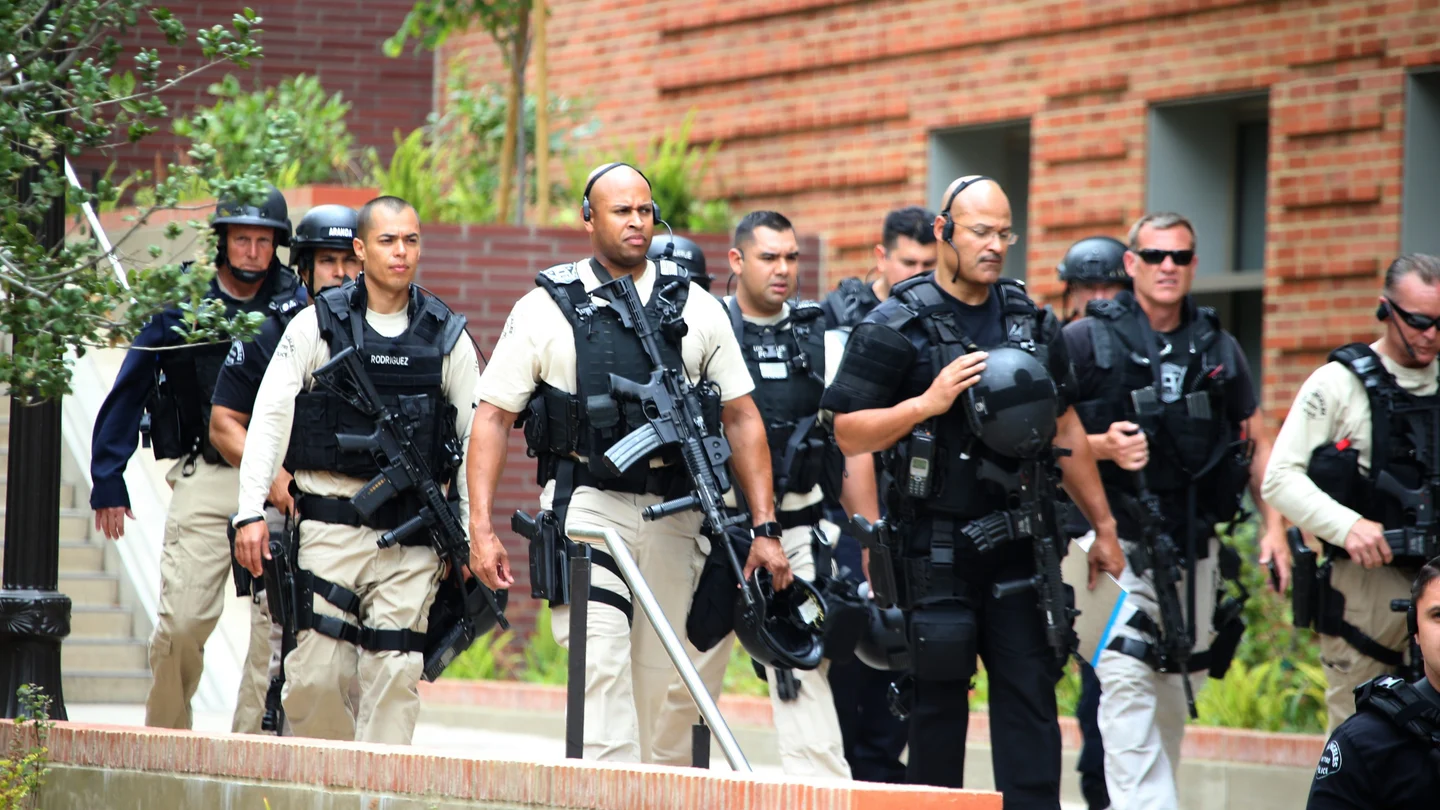La policía, tras un tiroteo en la Universidad de UCLA La policía, tras un tiroteo en la Universidad de UCLA