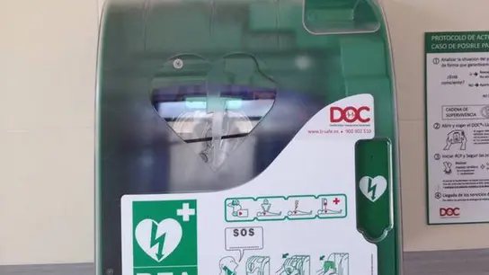 Desfibrilador instalado en un centro comercial Desfibrilador instalado en un centro comercial