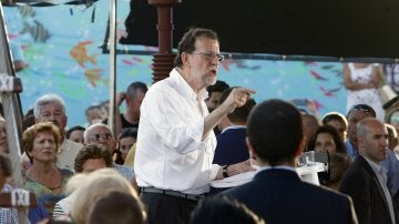 Mariano Rajoy durante un mitin en Torrevieja.