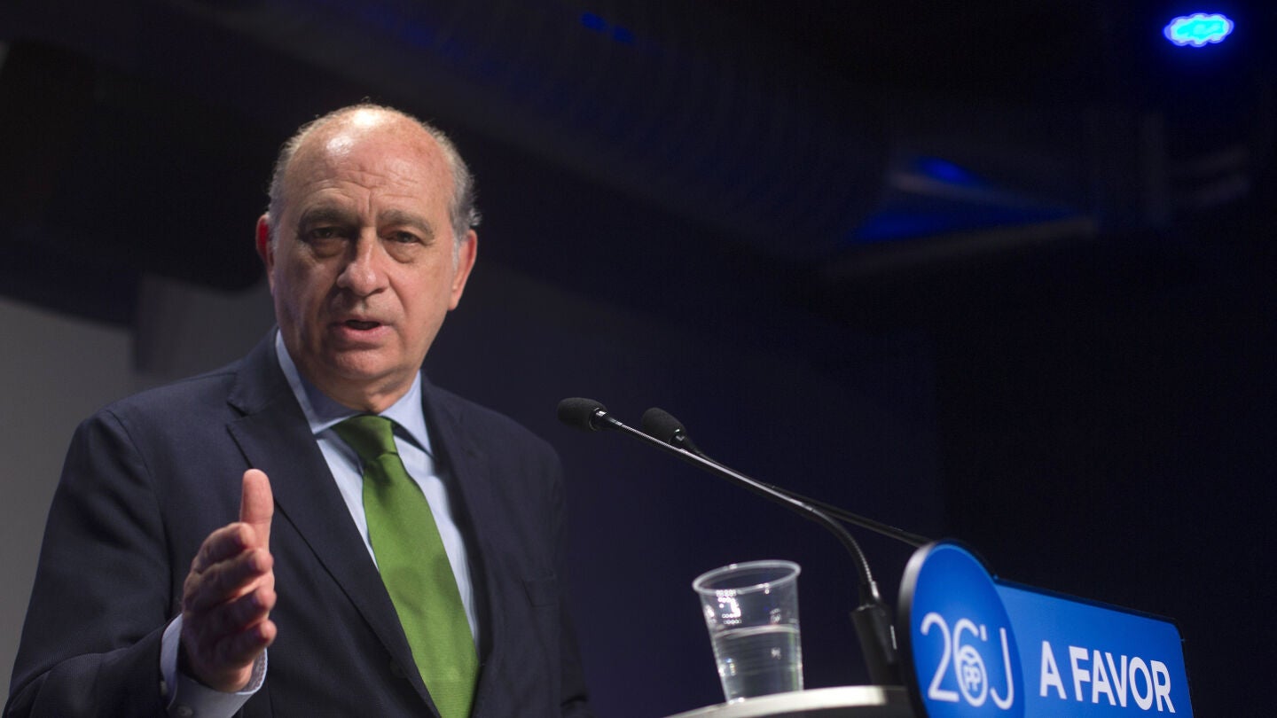 El ministro del Interior en funciones, Jorge Fern&aacute;ndez D&iacute;az