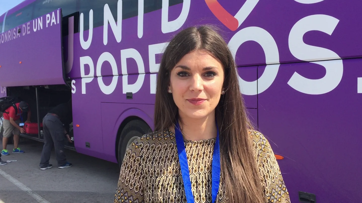 Lorena Baeza en la caravana electoral de Unidos Podemos Lorena Baeza en la caravana electoral de Unidos Podemos