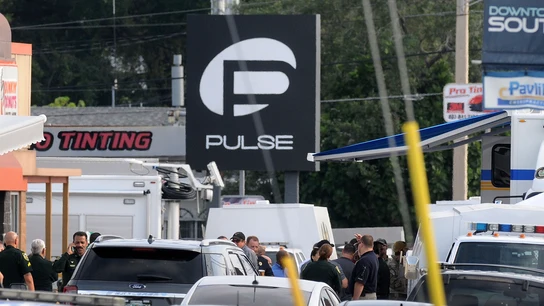 Al menos 50 muertos y 53 heridos en el tiroteo en un club gay de Orlando Al menos 50 muertos y 53 heridos en el tiroteo en un club gay de Orlando