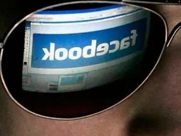 Facebook espía Facebook espía