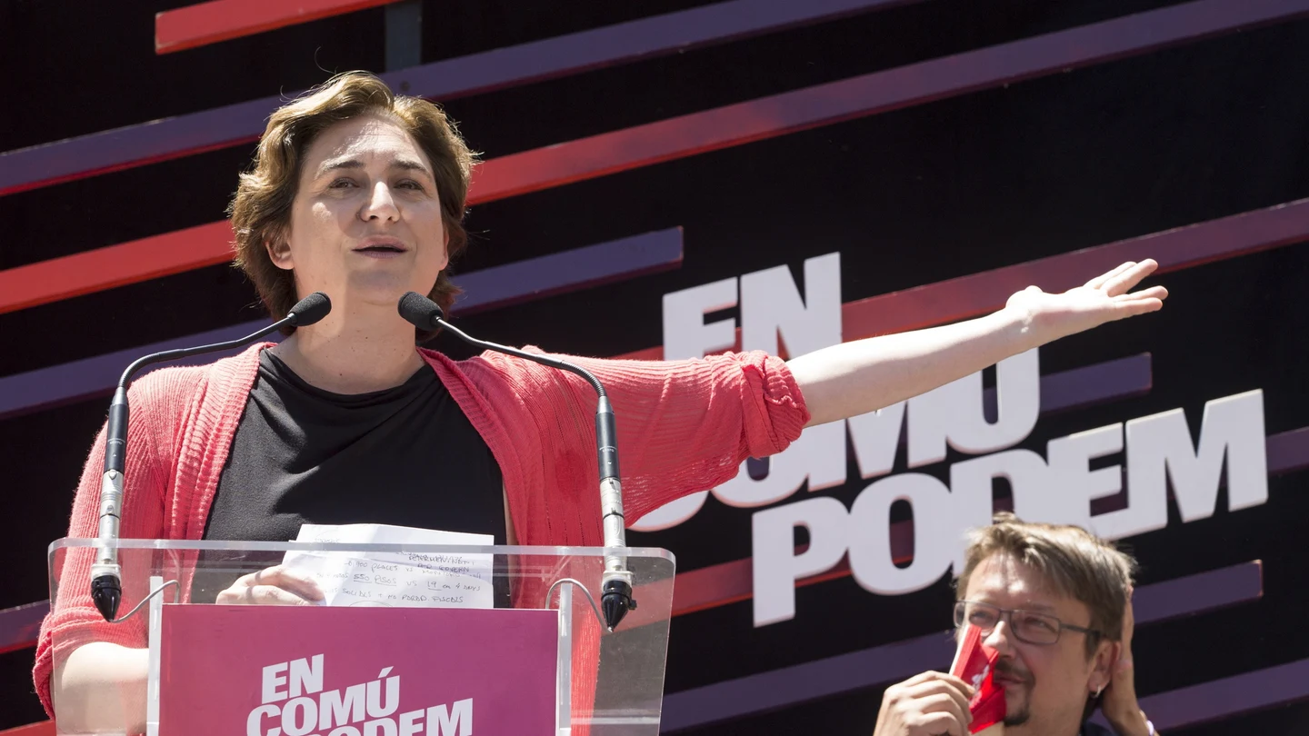 La alcaldesa de Barcelona, Ada Colau La alcaldesa de Barcelona, Ada Colau