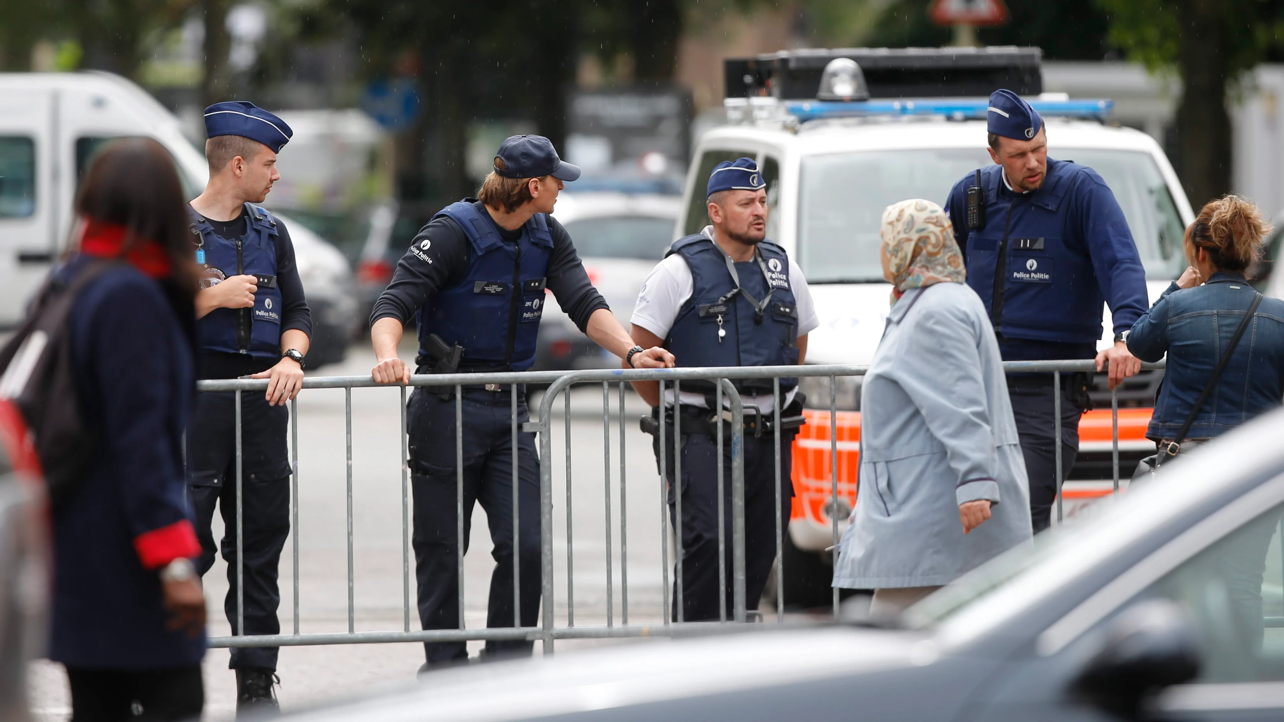 Policías en Bruselas