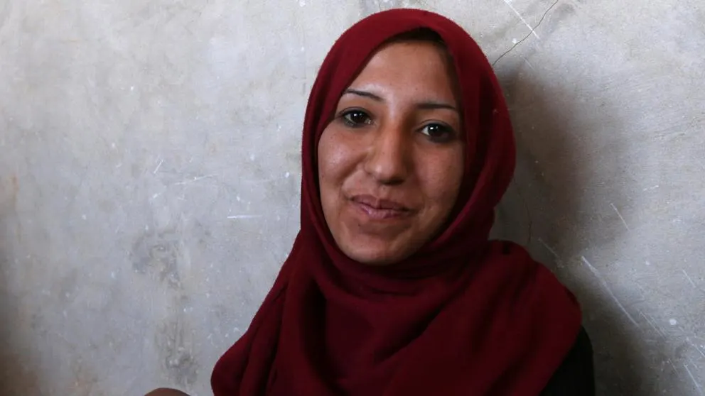 Souad Hamidi se quita el niqab tras ser obligada a llevarlo