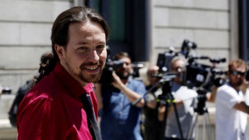 Pablo Iglesias ante los medios