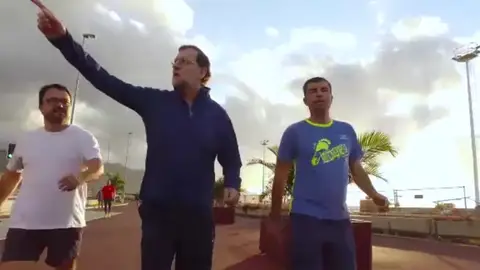 Rajoy en su vídeo de 'caminando rápido' Rajoy en su vídeo de 'caminando rápido'