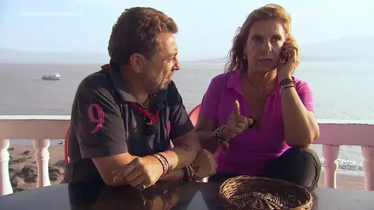 Blanca ayuda a Matías y Nabil: “Quiero llegar con vosotros a la final de Pekín Express” Blanca ayuda a Matías y Nabil: “Quiero llegar con vosotros a la final de Pekín Express”