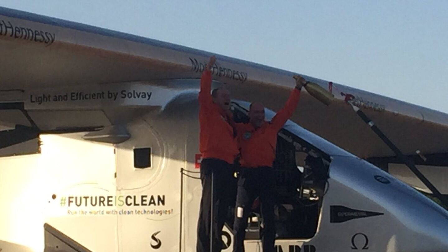 El piloto Bertrand Piccard a su llegada a Sevilla con el Impulse II